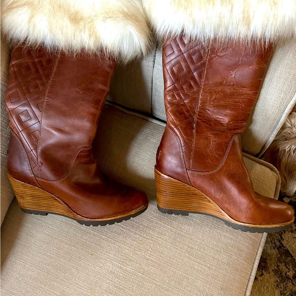 Sorel Park City tall wedge boots.  Size 7.